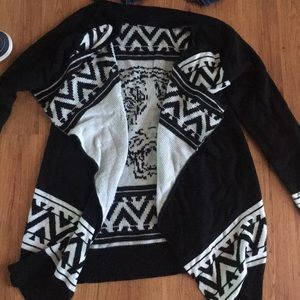 Black white cardigan with tiger on the back